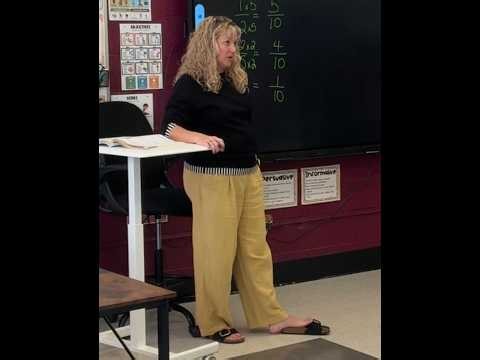 Classroom | Candid Shoeplay #36