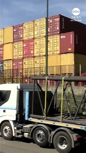 Truckers' protest halts Italy's buffalo mozzarella output