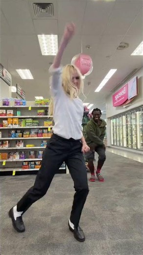 I got kicked out the store after this… #michaeljackson #fyp #nataliereynolds #nataliireynoldss #sh