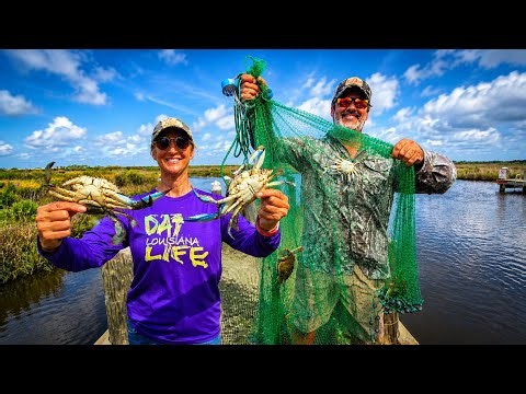 Cast Netting for Shrimp... Loading UP on Blue Crabs!