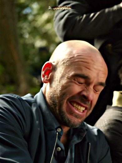 Oliver finds out Adrian took Team Arrow to Lian Yu #shorts