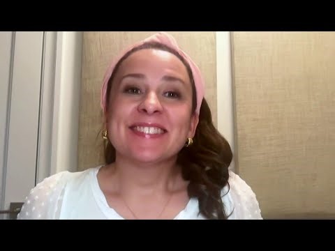 'It's heart wrenching': Ms. Rachel shares stories of kids in detention centers