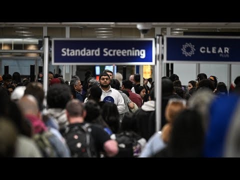 Trump Says He’ll Move ICE to Airports Amid TSA Staffing Shortage