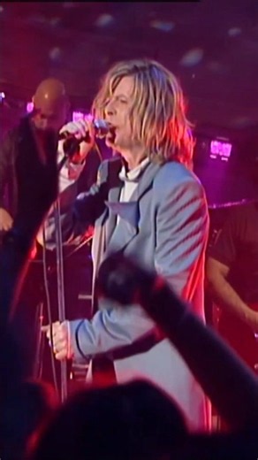 David Bowie sings his exciting song Starman on TFI Friday,2000 pt3