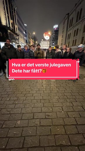 Hva er det verste julegaven dere har fått? #anser2002 #norsk #oslo #intervju #jul