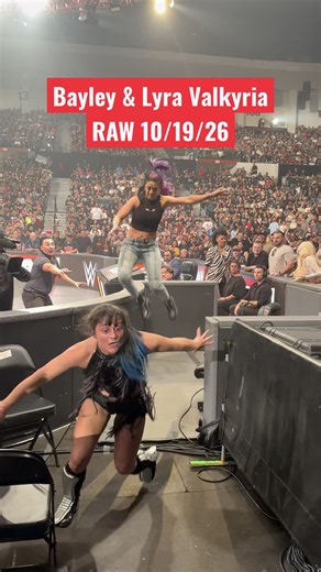 Bayley & Lyra Valkyria on RAW 10/19/26 + Soto619 / Raw in San Diego #wwe #raw #bayley #soto619