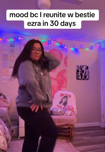 @Ezra Sosa counting down the days 🤩✨ #dwts #dwtslive #dwtstour #dancingwiththestars #ezrasosa