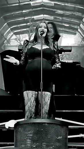 Nightwish - How's The Heart #shorts #tuomasholopainen #floorjansen #lastconcert 17.6.2023