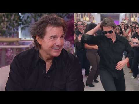 Tom Cruise Channels ‘Risky Business’ in Jennifer Hudson’s Spirit Tunnel!