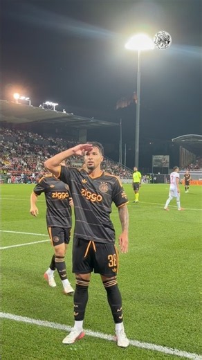 Marcos Leonardo’s first official goal for Ajax! 🇧🇷