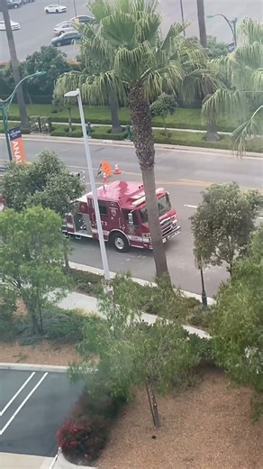Anaheim fire dept tiller ladder responding Q siren and powercall-S