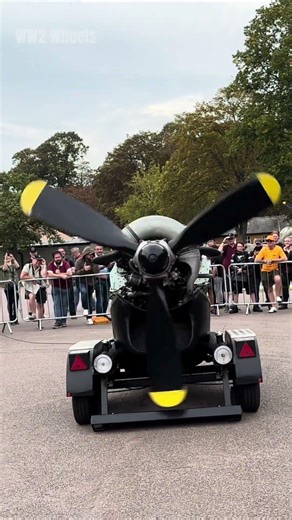 WWII Rolls-Royce Merlin V12 Lancaster Engine