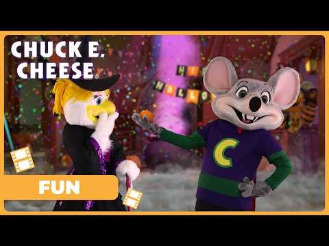 Chuck E. Cheese Is a Vampire! Halloween Party Adventure 🎃