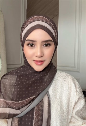 Hijab Motif Collab: Heidy x Sylmi Basic