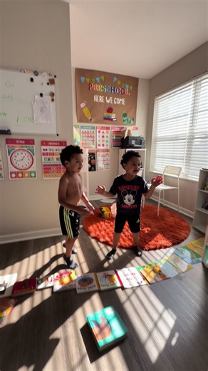 🙄 it’s too early! Thank you Kroger Grocery commercial for teaching my twins about “low prices” 😒 #carsonhomeschoolcrew #fyp #twins #homeschool #kroger