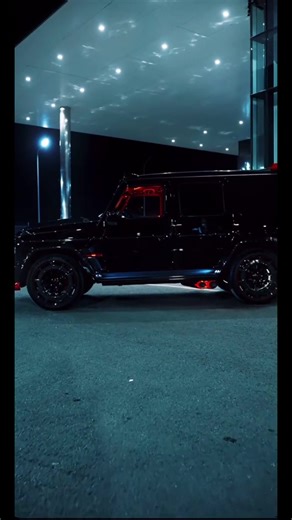 Mercedes-Benz G900 Brabus Luxury Car