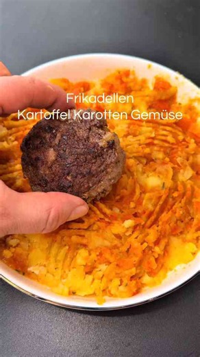 Herzhaftes Familienessen mit Frikadellen und Kartoffeln