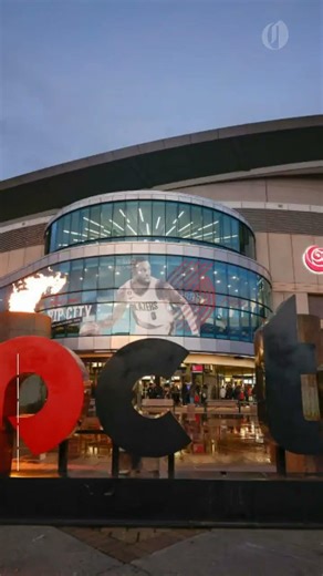 Heroic Act at Bruce Springsteen Concert: Portland Couple's Story