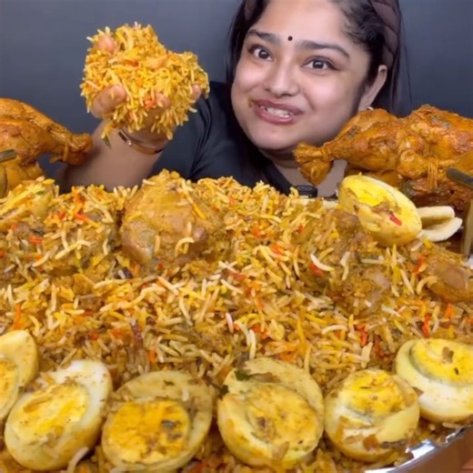 ASMR: EATING SPICY WHOLE CHICKEN🔥EGG BIRIYANI || #shorts #mukbangn#asmreating #mukbangasmr #asmr