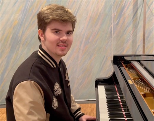 🎶 I am so much looking forward seeing you this Sunday, December 28th, at 18:00 / 6 PM CET 🌍💫 We will have a great time together full of music, emotion, and connection! 💖🎵 I hope you will enjoy my new version of the old classical We are the World 🎼🎹🎧 Thank you very much ❤️ | Michael Andreas Häringer