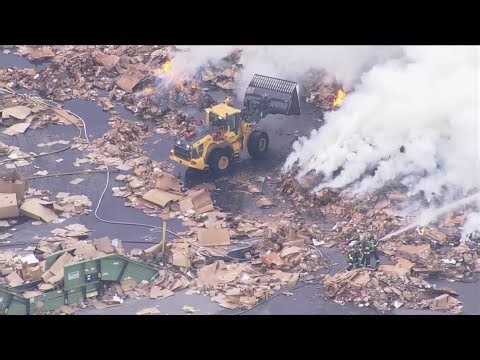 Latest headlines | Crews respond to fire at Denver recycling facility