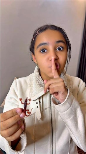 مقلب البرص 😂 مضحك جداً 🤫 #أبو_چوكا #comedy #shafa #funny #شفا #مقلب