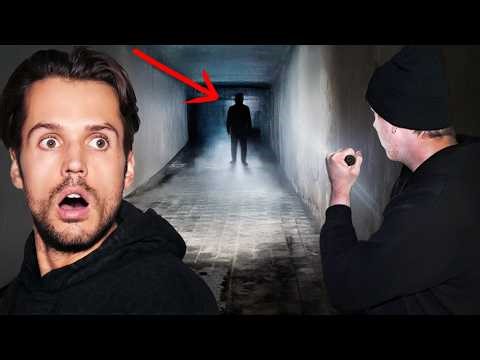 Extremely Haunted Asylum (SLEEPING ALONE)