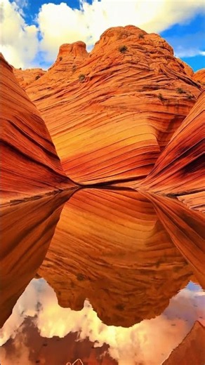 This Arizona Rock Formation Looks Like Frozen Ocean Waves — It's 190 Million Years Old