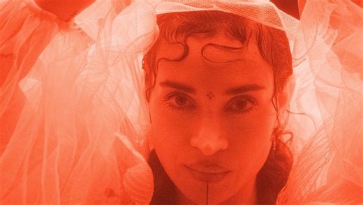 Camelia Jordana : "J'ai l'impression que ma triple culture est une immense richesse" - ICI