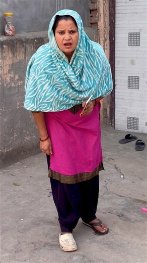 Mummy put on Brother Slipper 🤨 fixed in Seconds 🤣👶♥️🥰 #shorts