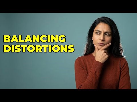 How Do Map Projections Balance Different Distortions?