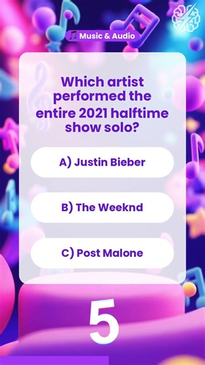 Who did the 2021 halftime show solo? 🎤