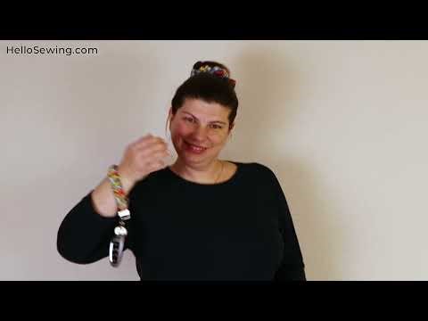 DIY Scrunchie Keychain // How to Sew a Scrunchie Elastic Key fob wristlet