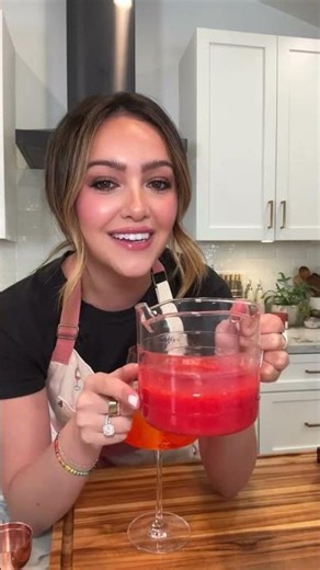 My Strawberry Aperol Spritz is the perfect cocktail to make for this 4th of July weekend!