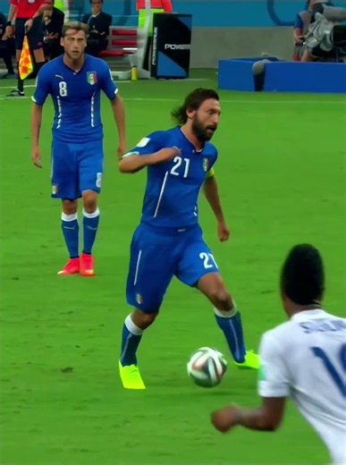400IQ Moments in Football🤯🔥