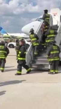 American Airlines plane blows 2 tires while taxiing for takeoff at O'Hare airport, FAA says