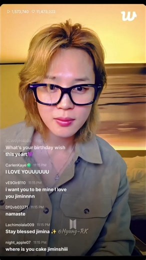 Jimin's birthday weavers live right now🥰🎂