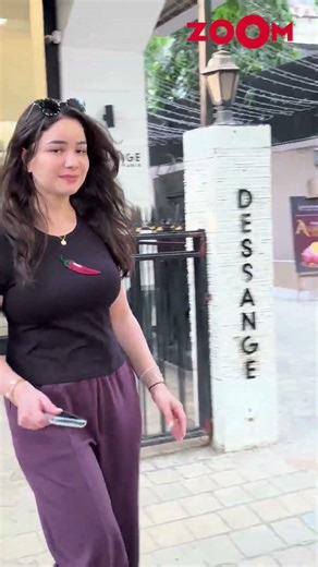 Sara Tendulkar IGNORES the Paps? #shorts #saratendulkar