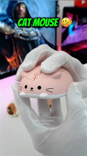 Which insane mouse would you want to use while playing games? 🖱️