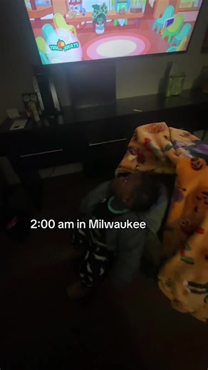 2 AM Airport Rush: Making a Flight Connection in Milwaukee