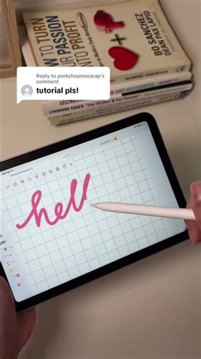 BEST note-taking app is Freenotes! Look at this auto refine handwriting beautification feature