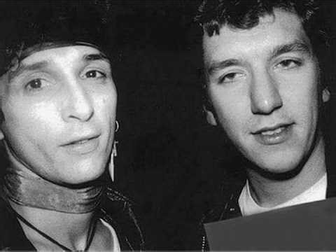 Johnny Thunders & Sex Pistols Steve Jones & Paul Cook & Henri Paul - Pipeline/Come On Everybody 