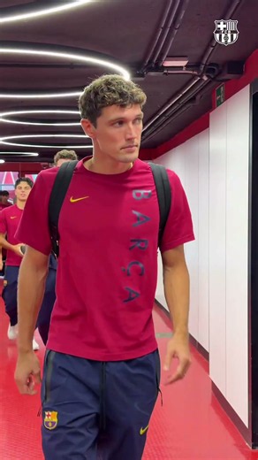 Welcome lads. #fcbarcelona #shorts #short #football