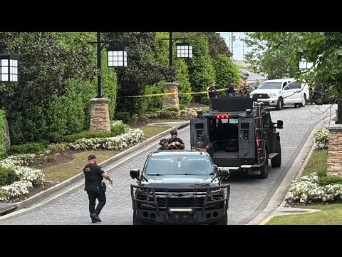 Murder suspect who prompted hours-long manhunt in Cobb County is dead