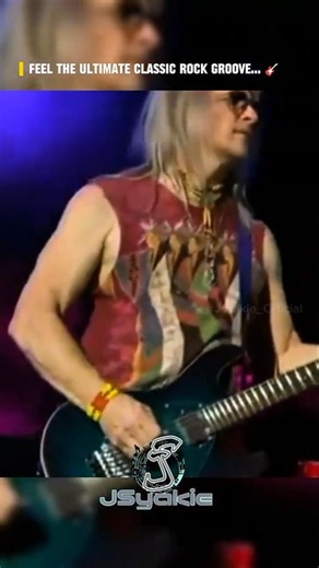 Deep Purple: Delivering the Ultimate Guitar Groove! 🎸✨ ‎#DeepPurple #ianpaice #shorts #jsyakie