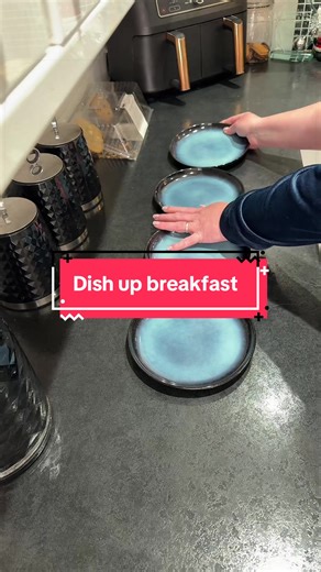 Dish up breakfast with me 🍳 #breakfast #breakfastideas #brunch #saturday #weekend