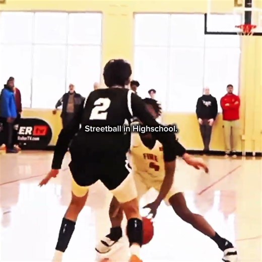 Streetball in Highschool ☠️ #basketball #foryou #sports