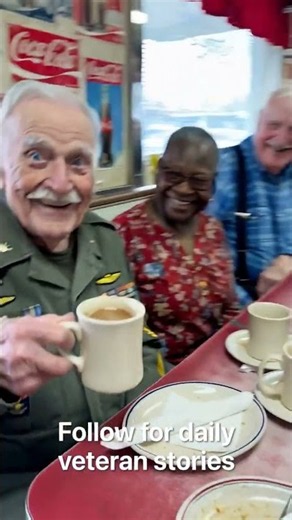 He Orders 2 Meals Every Day... But Eats Alone 😭 #Veterans #USA #Wholesome