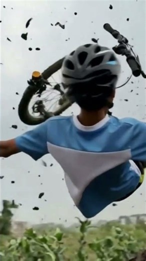 # #cycles #stunt #cyclecam #firefoxcycle #firefoxviper #cyclinglife #cycleride #cyclingphotos