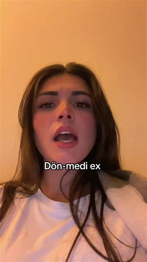 Dön-medi ex — English song meaning & Turkish translation